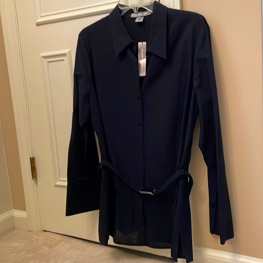 Ellen Tracy Women’s Button Down Tailored Blouse Black w/Elastic Belt